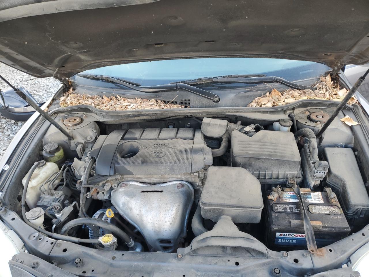 2011 Toyota Camry - Image 11