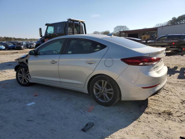  HYUNDAI ELANTRA 2018 Srebrny