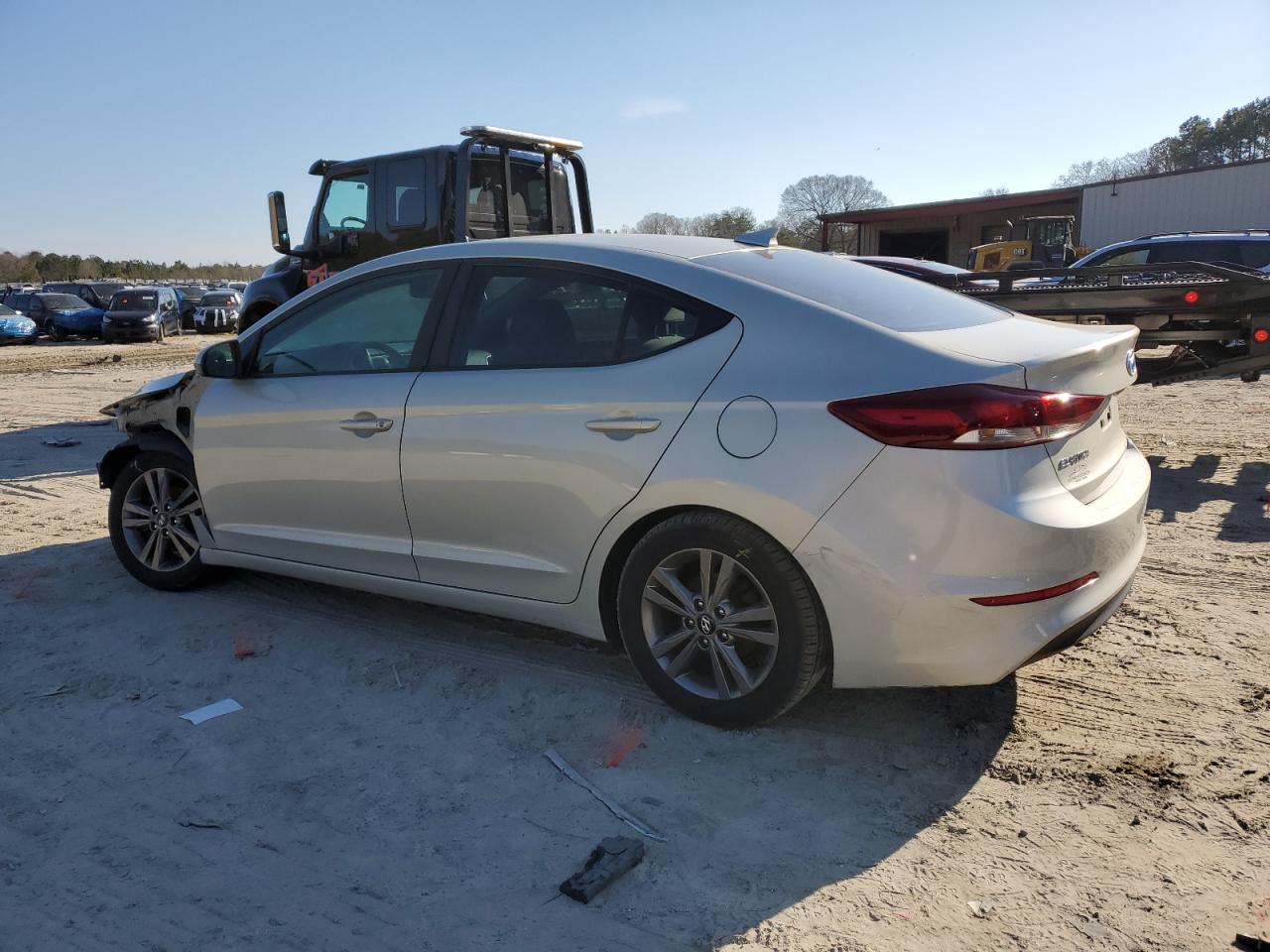 2018 Hyundai Elantra - Image 2