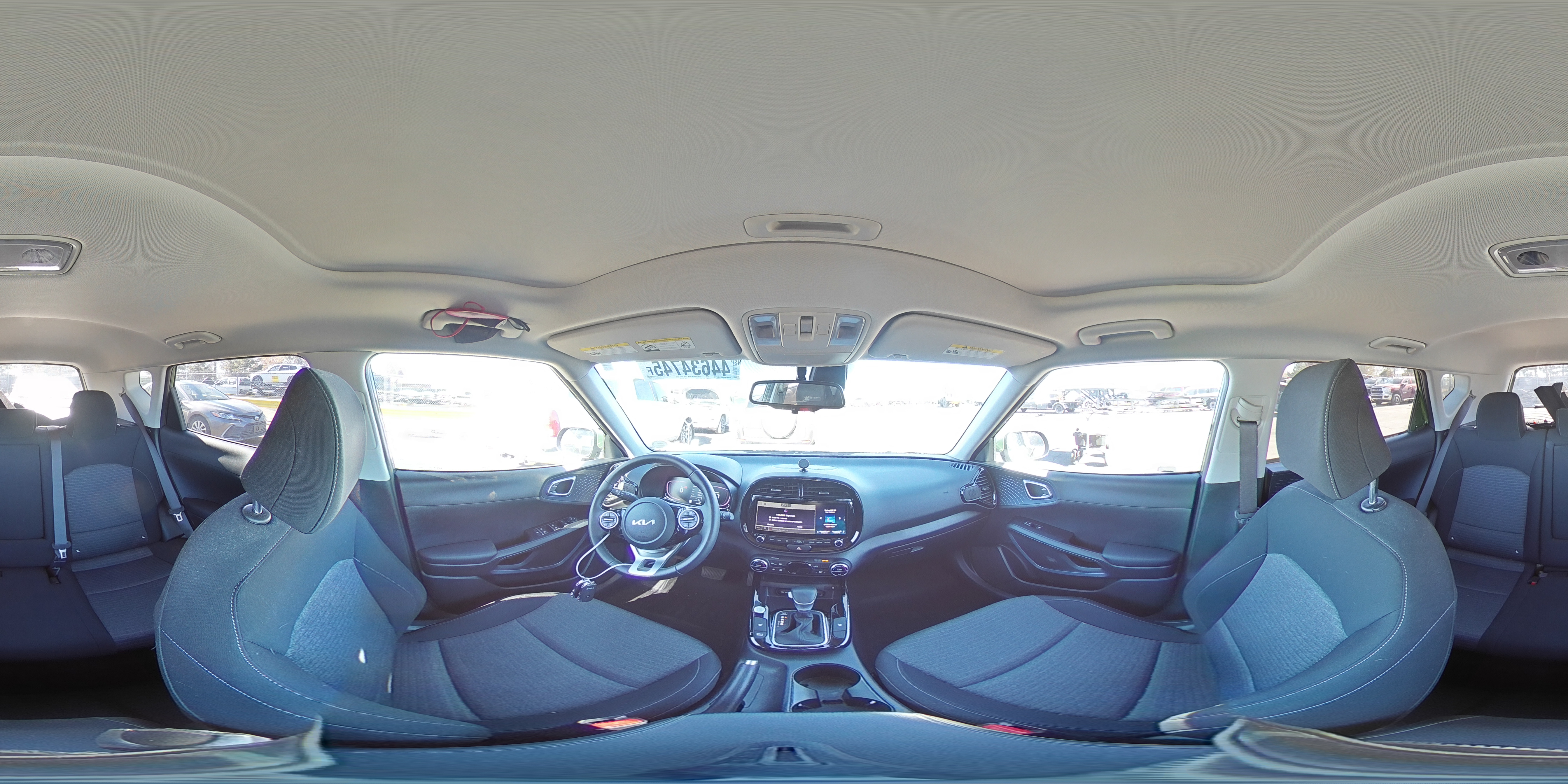 2023 Kia Soul - Image 13