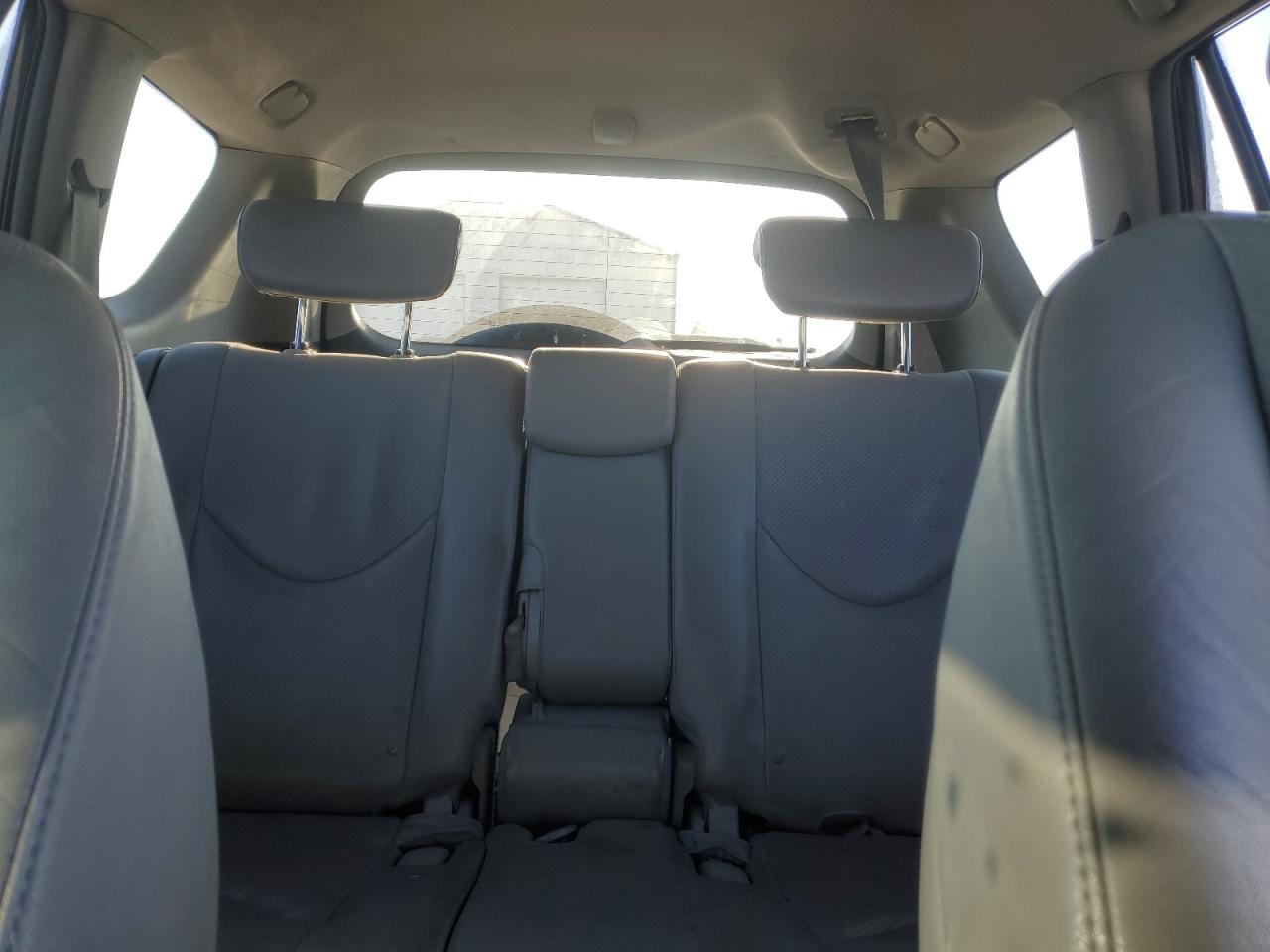 2010 Toyota RAV 4 - Image 10