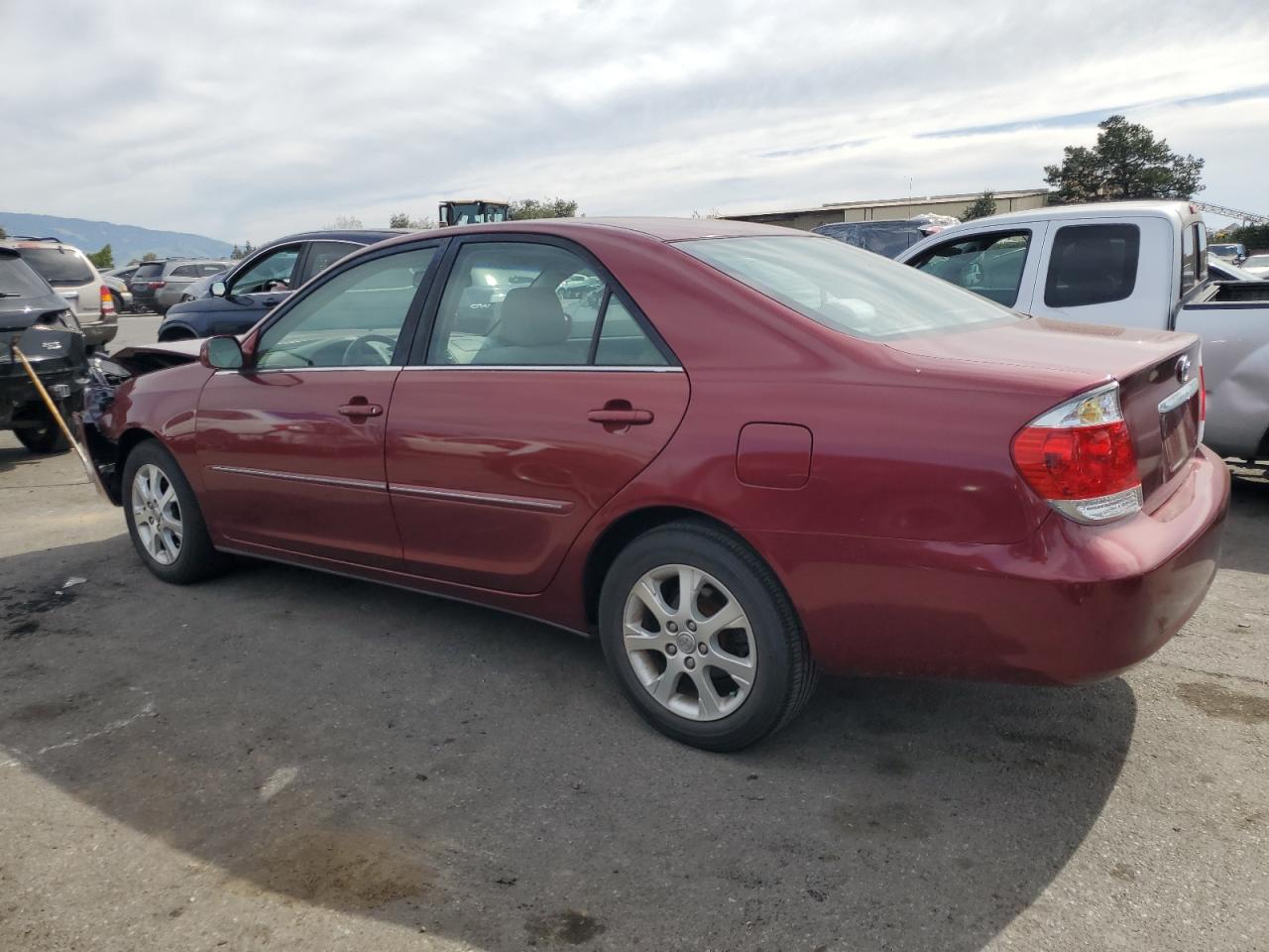 2006 Toyota Camry - Image 2