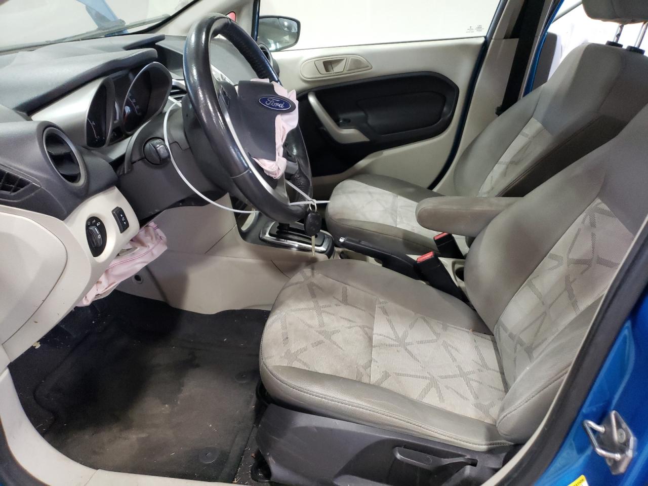 2013 Ford Fiesta - Image 7