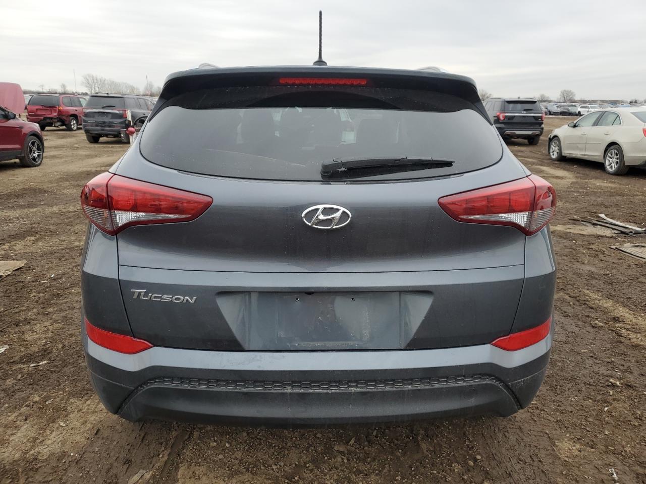 2017 Hyundai Tucson - Image 6