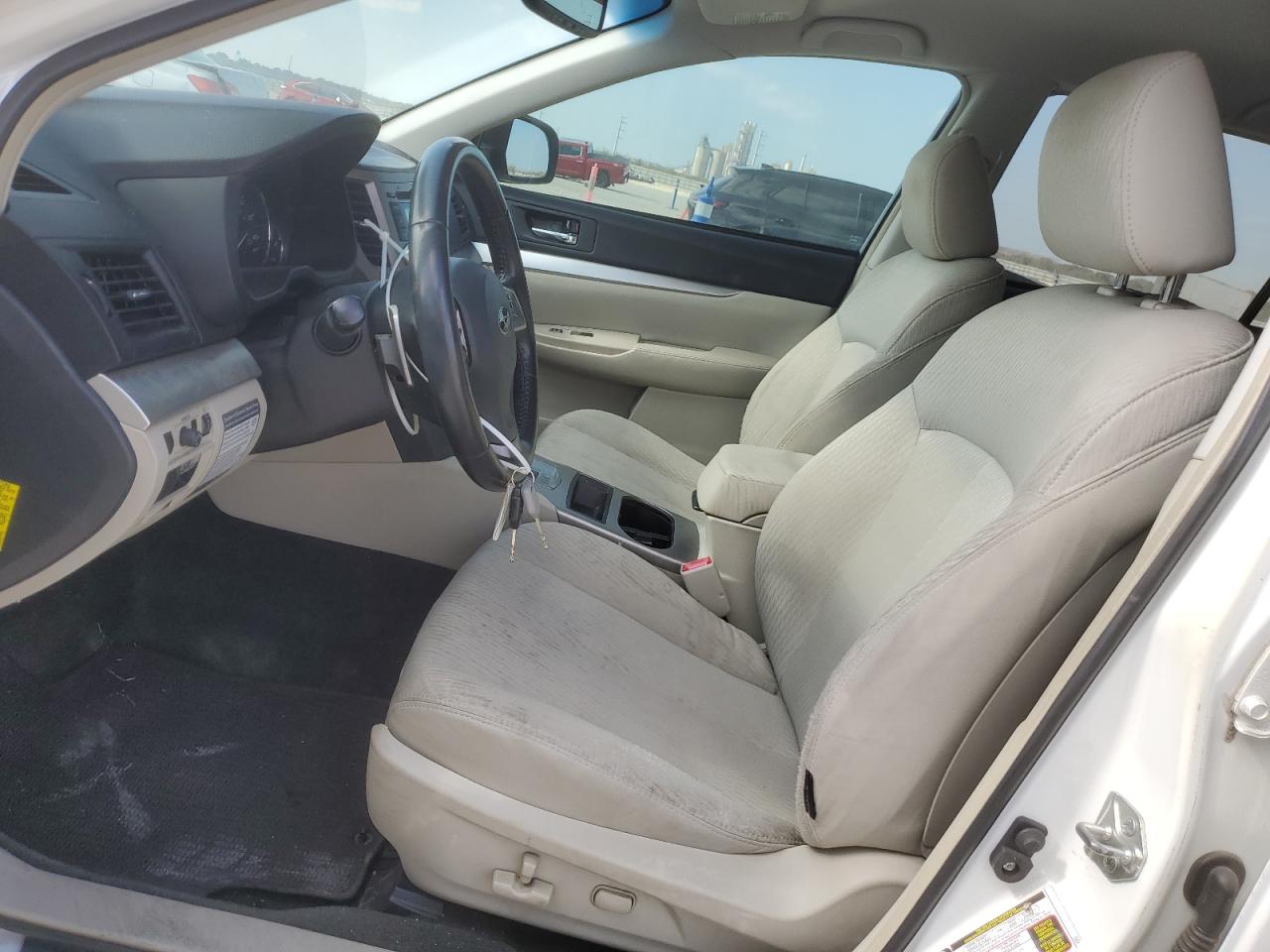 2012 Subaru Outback - Image 7