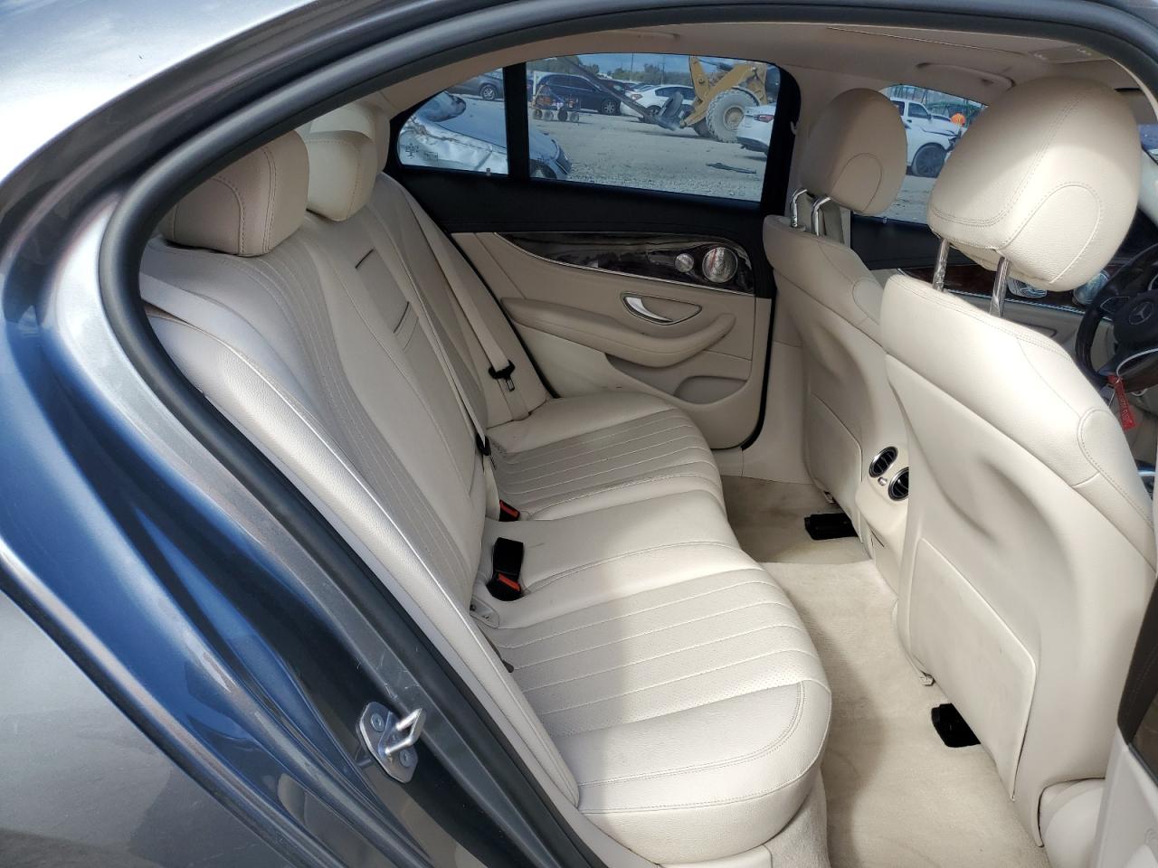 2017 Mercedes-Benz E-klasse - Image 10