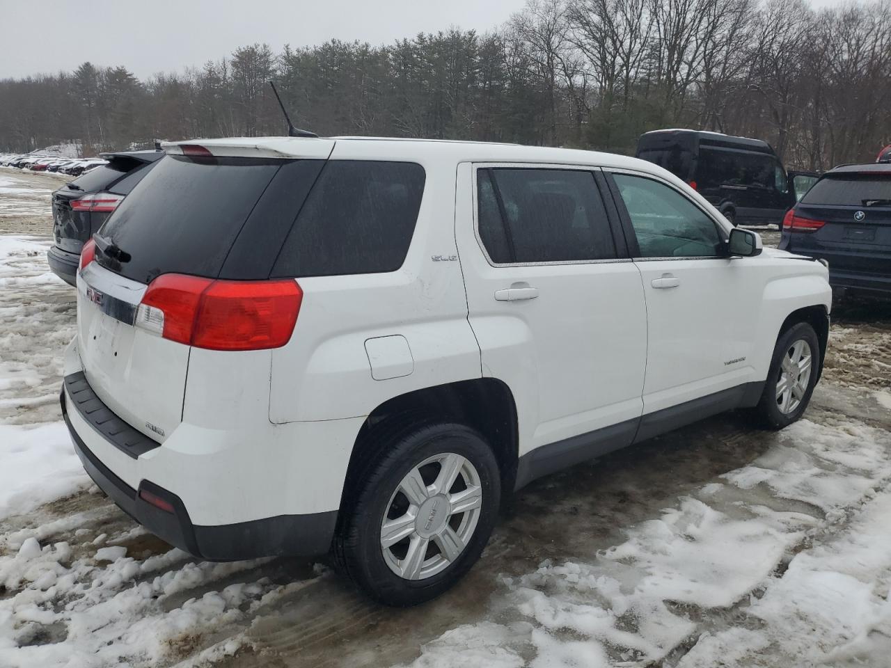 2014 GMC Terrain - Image 3