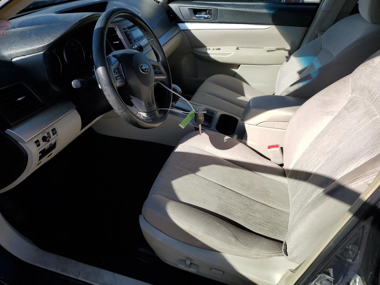 2013 Subaru Outback - Image 7