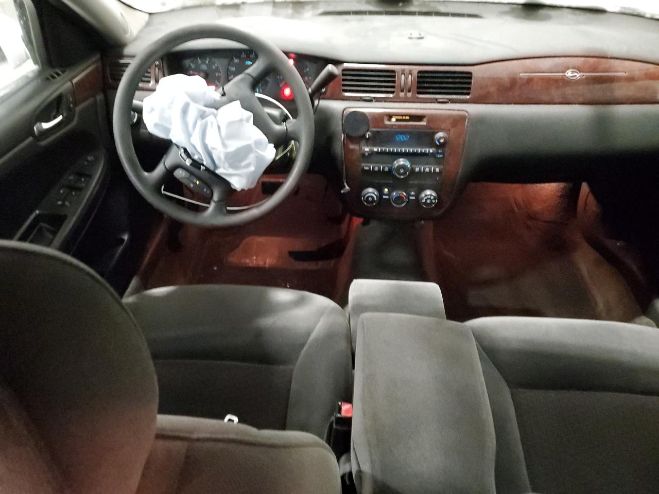 2007 Chevrolet Impala - Image 8