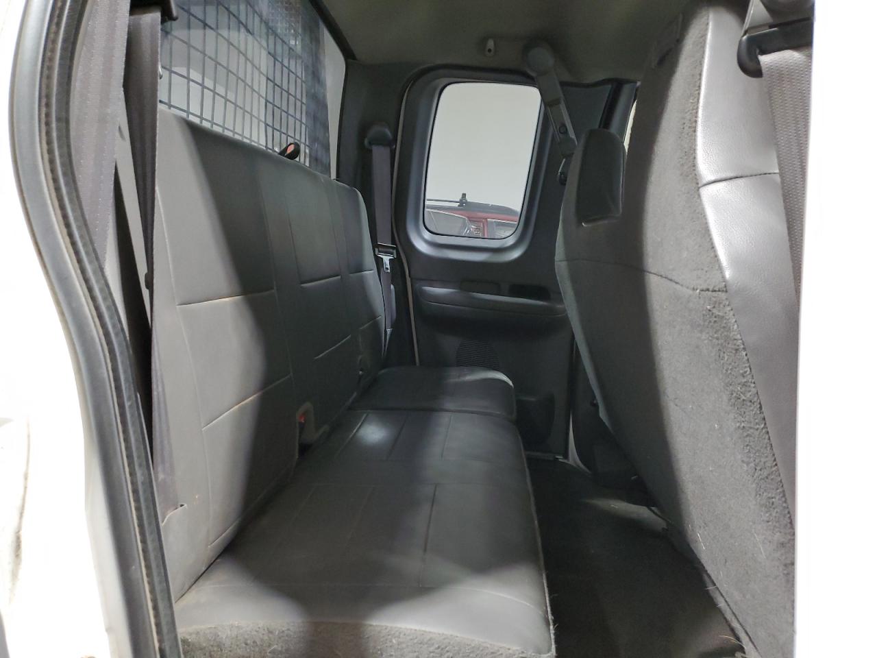 2004 Ford F-150 - Image 10