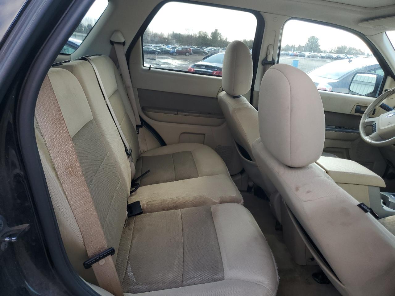 2009 Ford Escape - Image 11