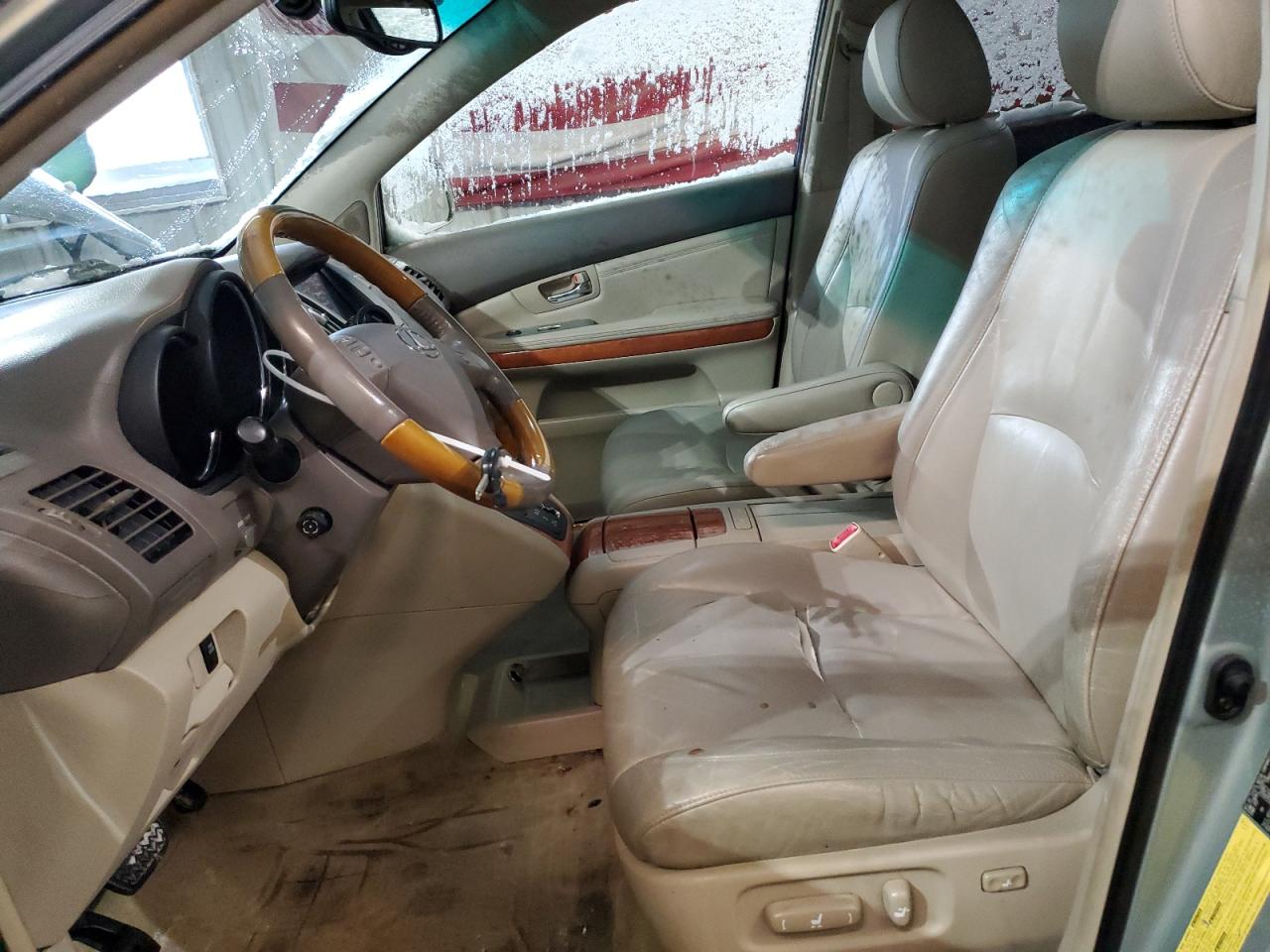 2005 Lexus RX - Image 7