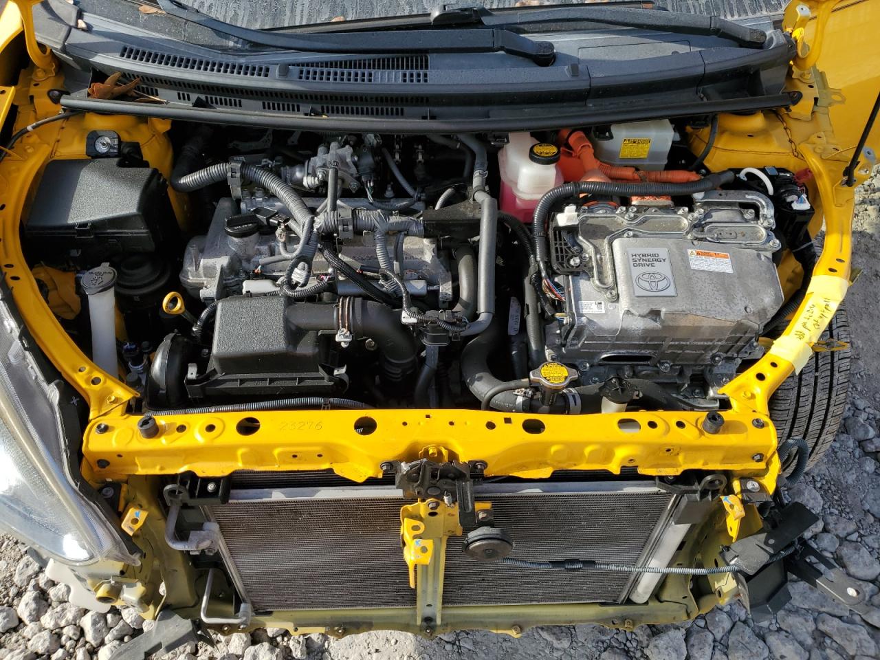 2015 Toyota Prius - Image 11
