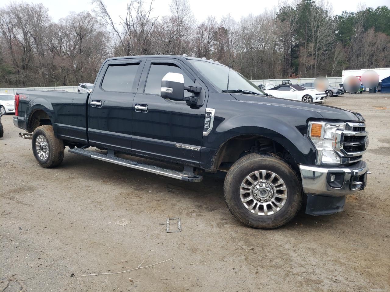 2022 Ford F250 - Image 4