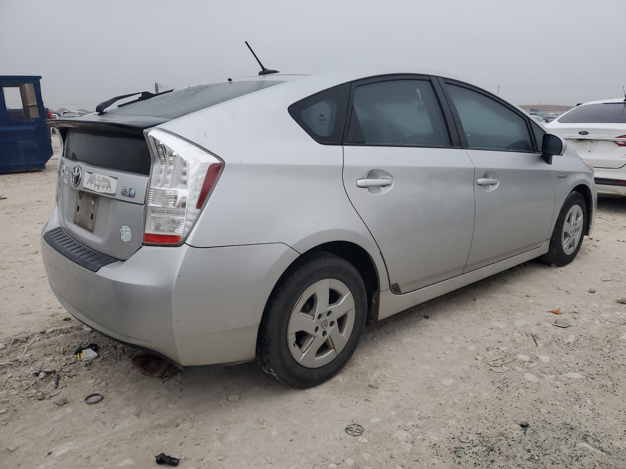 2010 Toyota Prius - Image 3