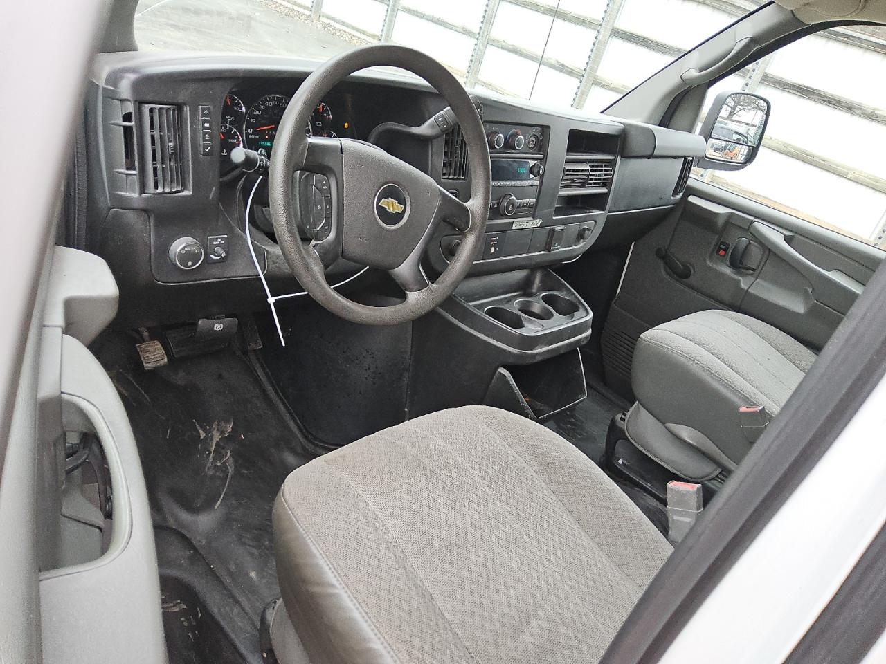 2015 Chevrolet Express G3500 VIN: 1GB0G2CF0F1111744 Lot: 44577955