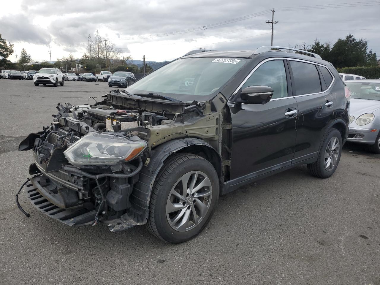 2015 Nissan Rogue - Image 1