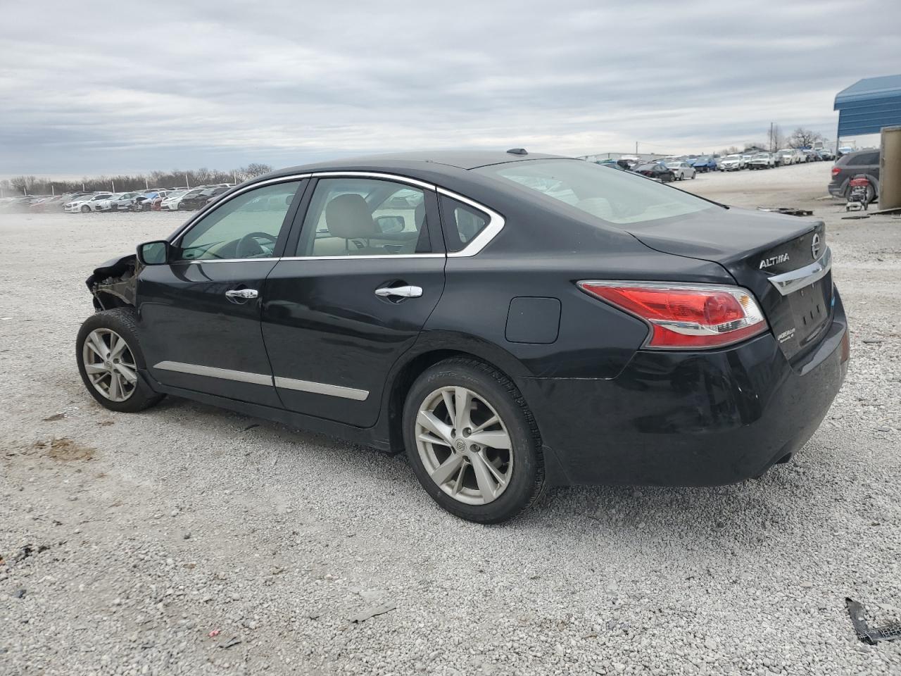 2014 Nissan Altima - Image 2