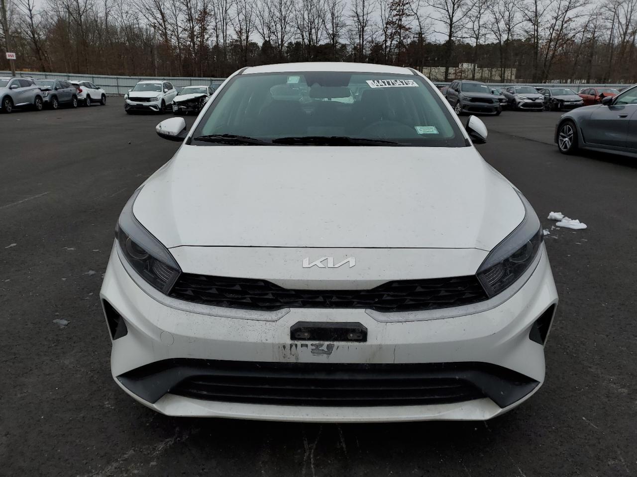 2024 Kia Forte - Image 5