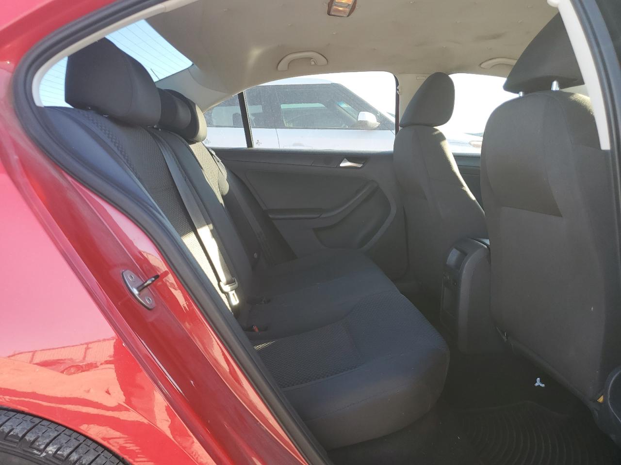 2014 Volkswagen Jetta - Image 10