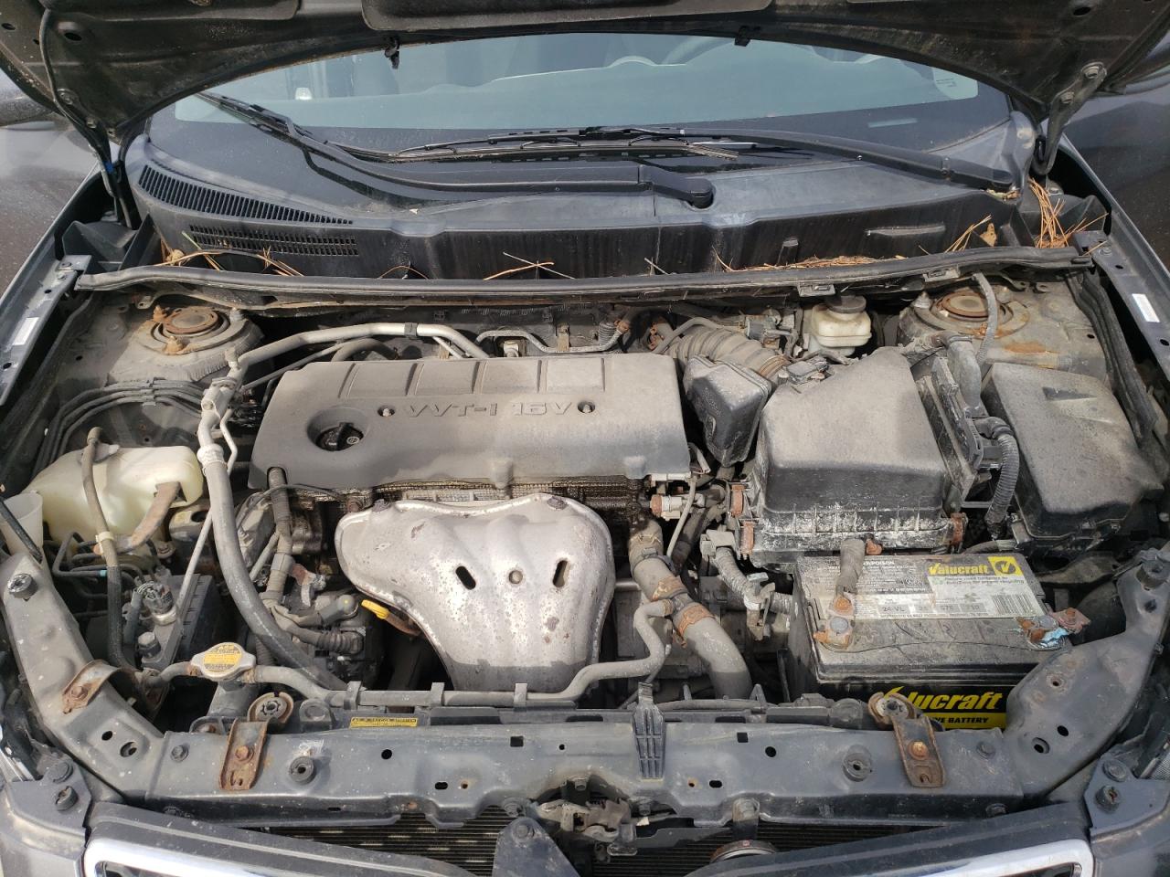 2010 Pontiac Vibe - Image 11