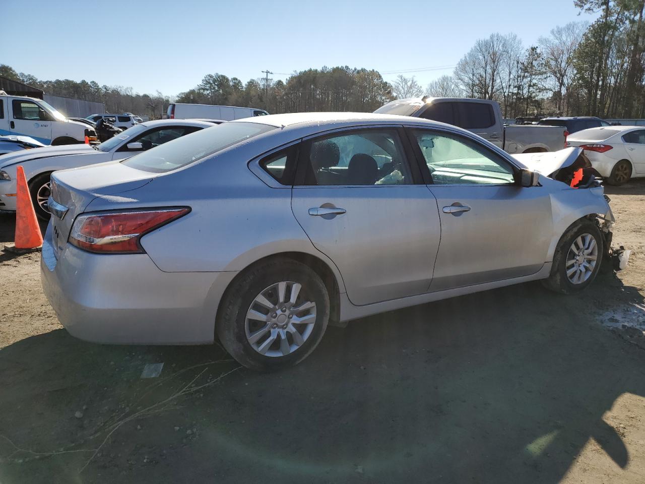 2014 Nissan Altima - Image 3