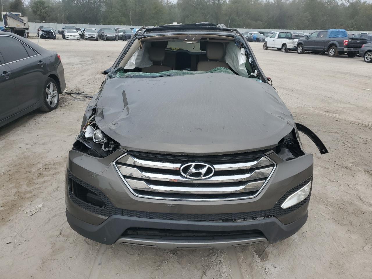 2013 Hyundai Santa Fe - Image 5