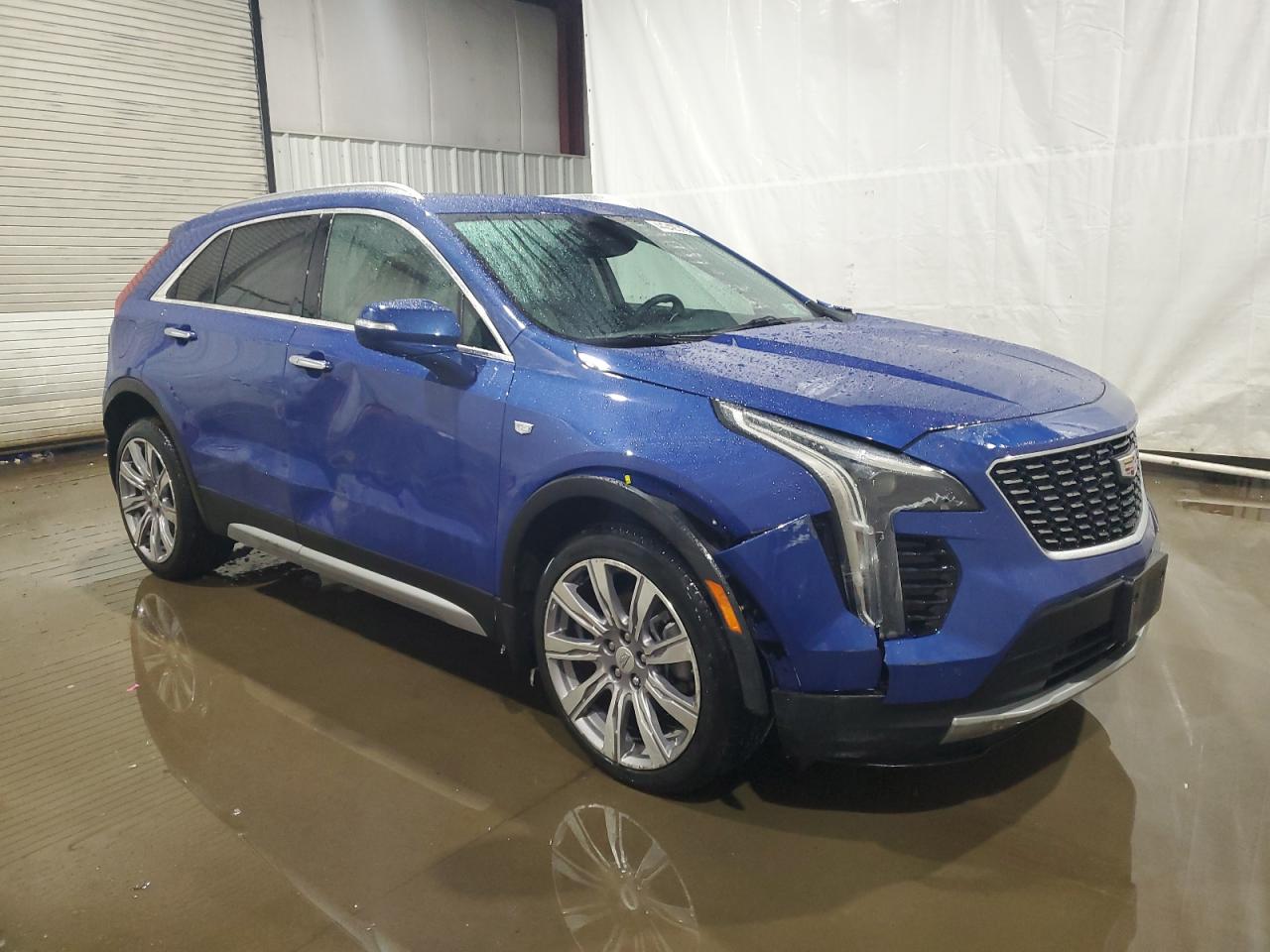 2021 Cadillac XT4 - Image 4