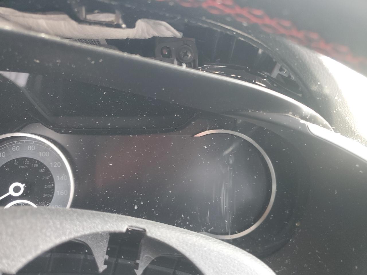 2023 Genesis G70 - Image 9