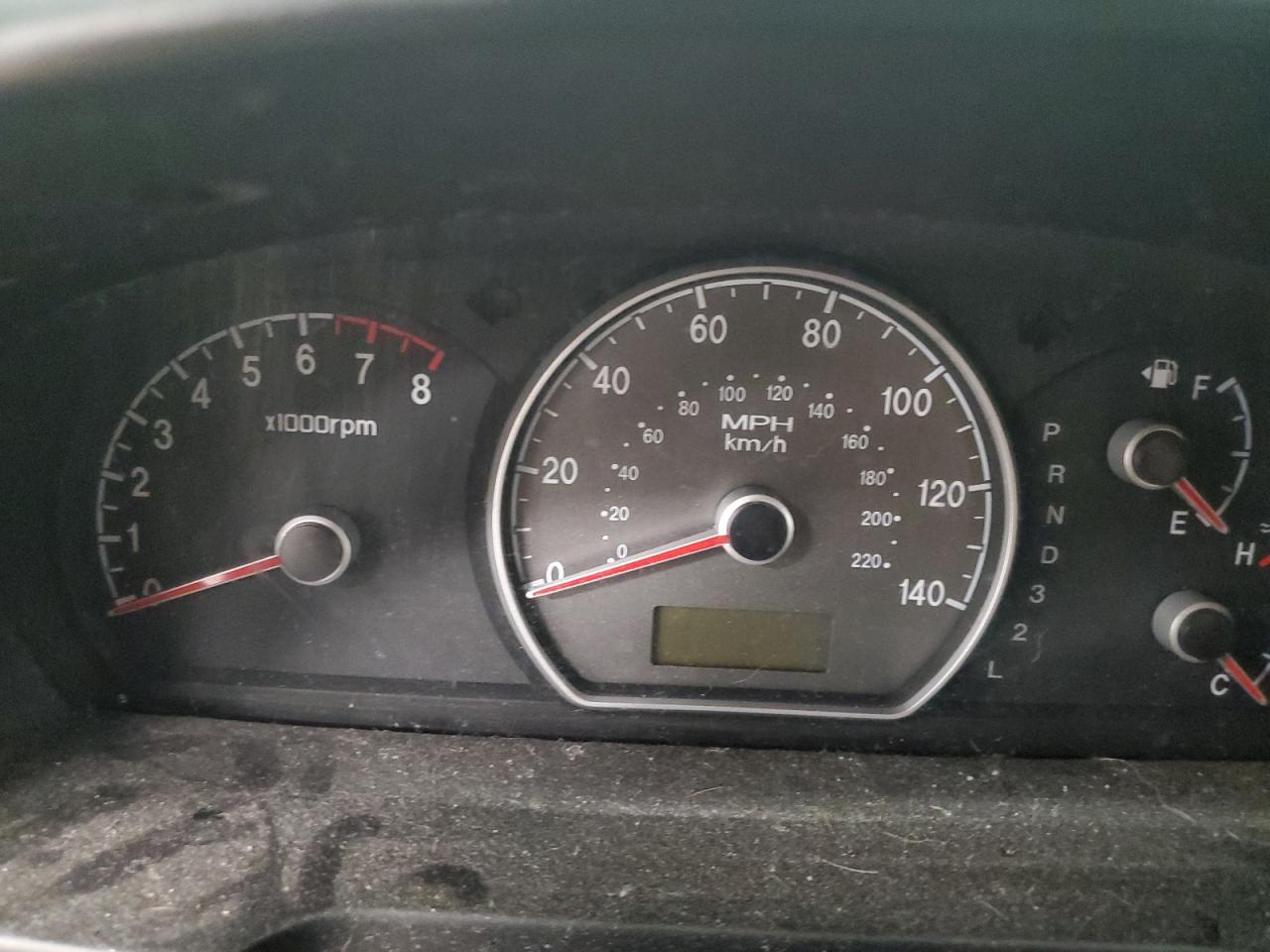 2008 Hyundai Elantra - Image 9