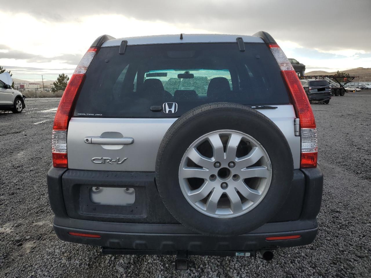 2006 Honda CR-V - Image 6