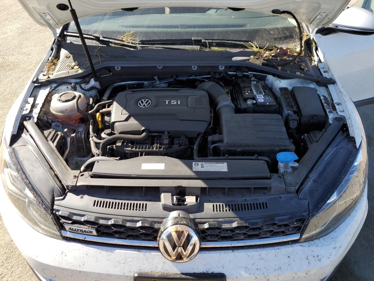 2019 Volkswagen Golf - Image 11