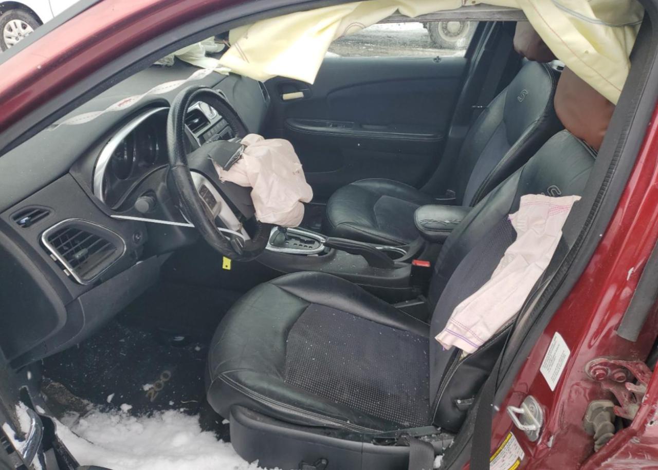 2013 Chrysler 200 - Image 7