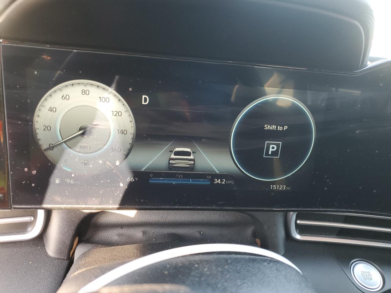 2023 Hyundai Elantra - Image 9