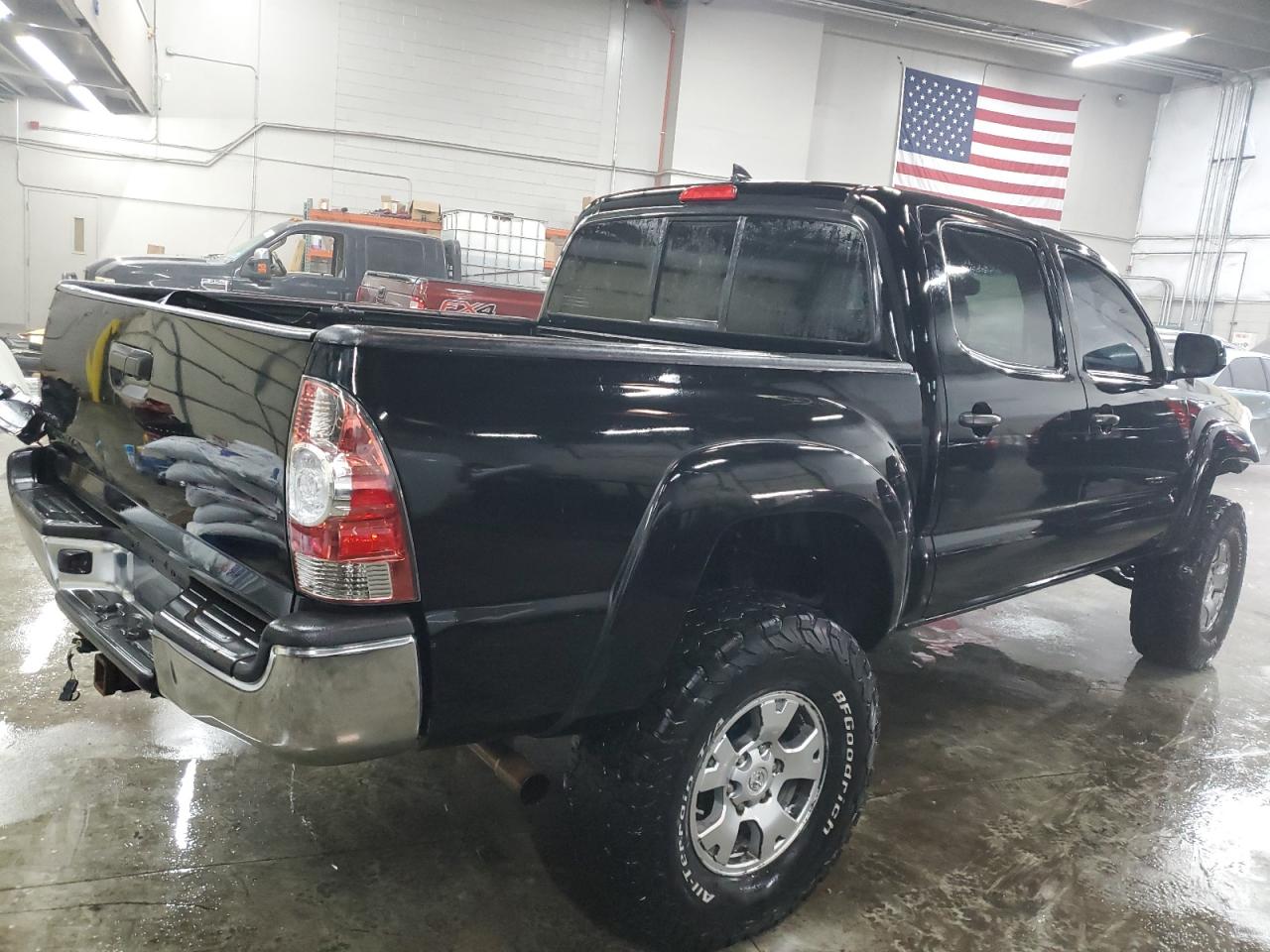 2012 Toyota Tacoma - Image 3