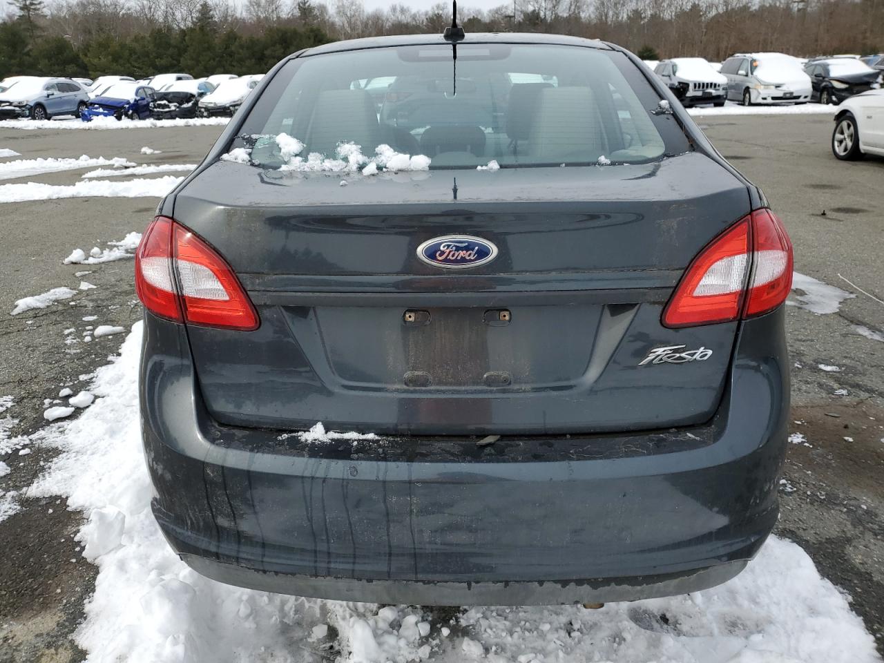 2011 Ford Fiesta - Image 6