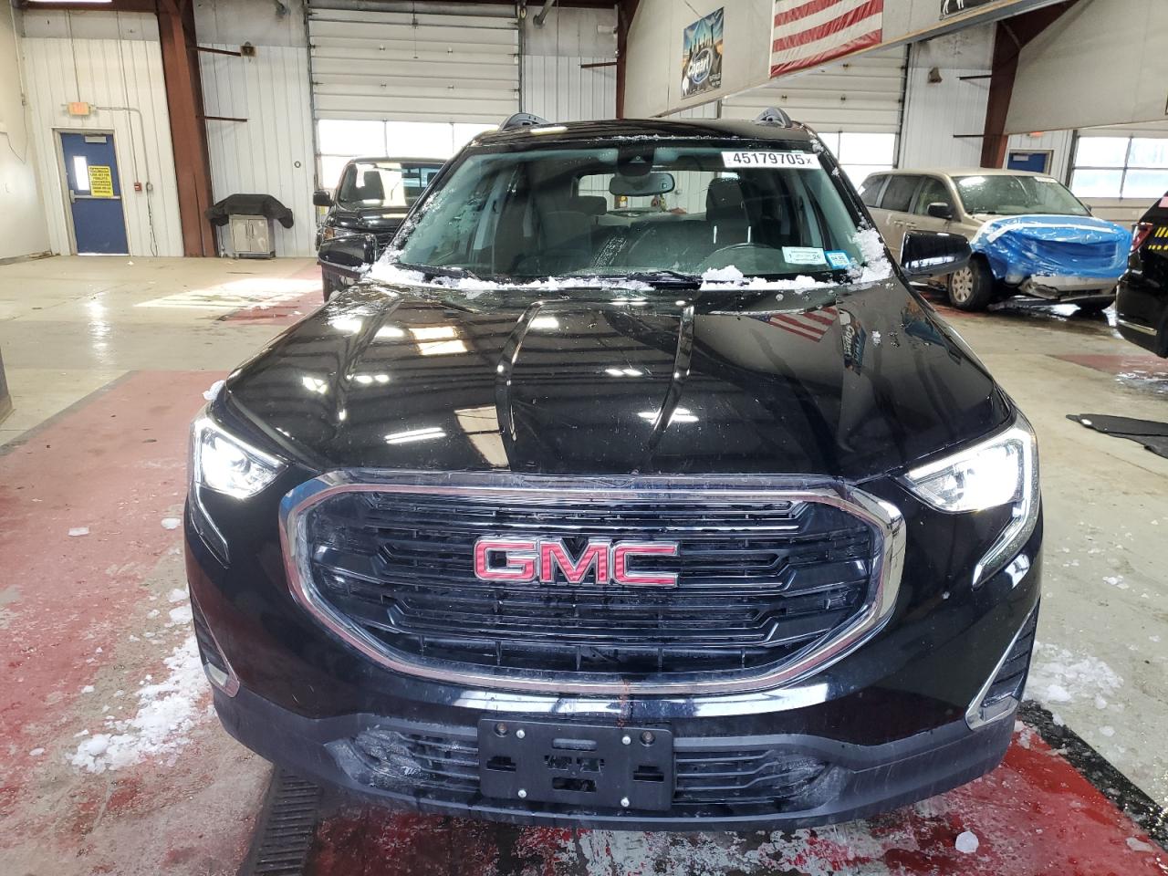 2020 GMC Terrain - Image 5