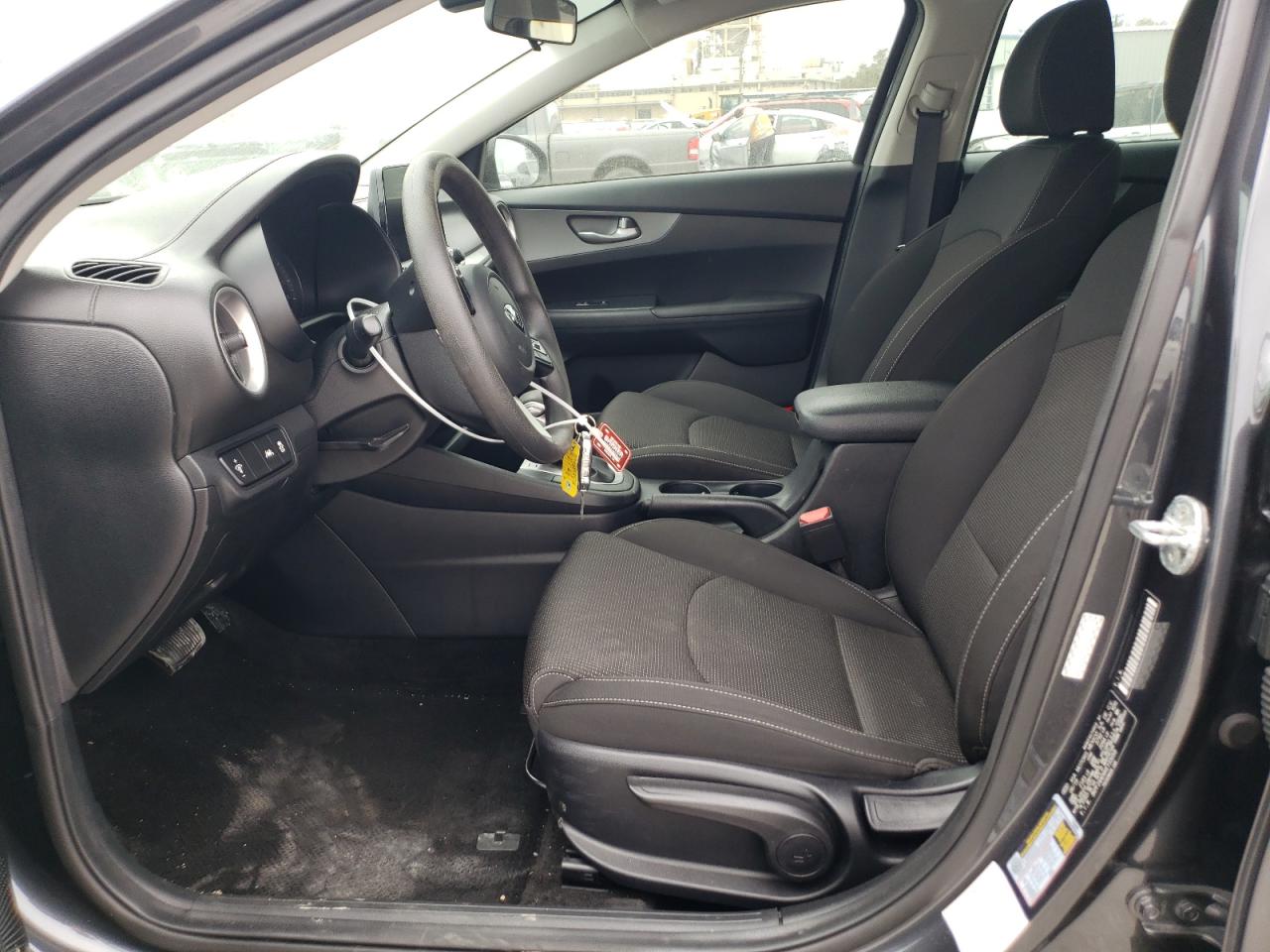2019 Kia Forte - Image 7