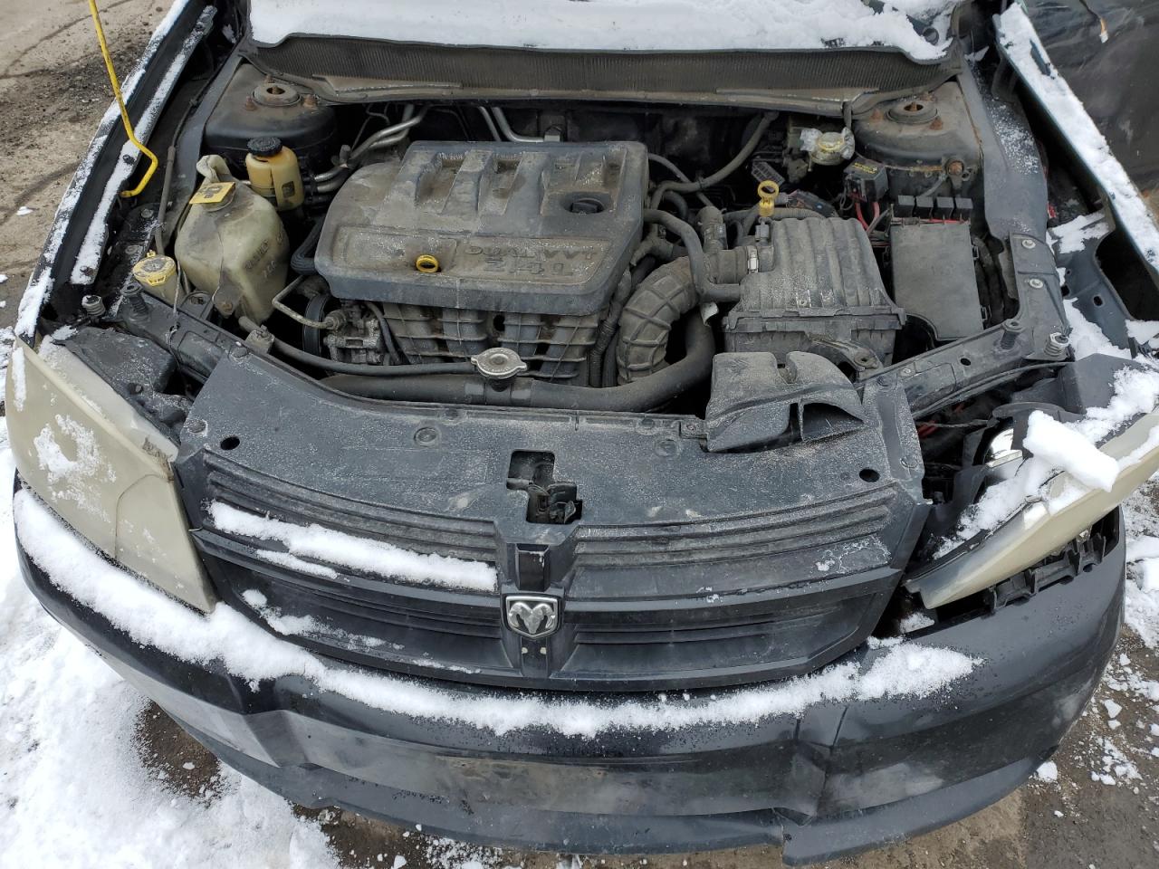 2010 Dodge Avenger - Image 11