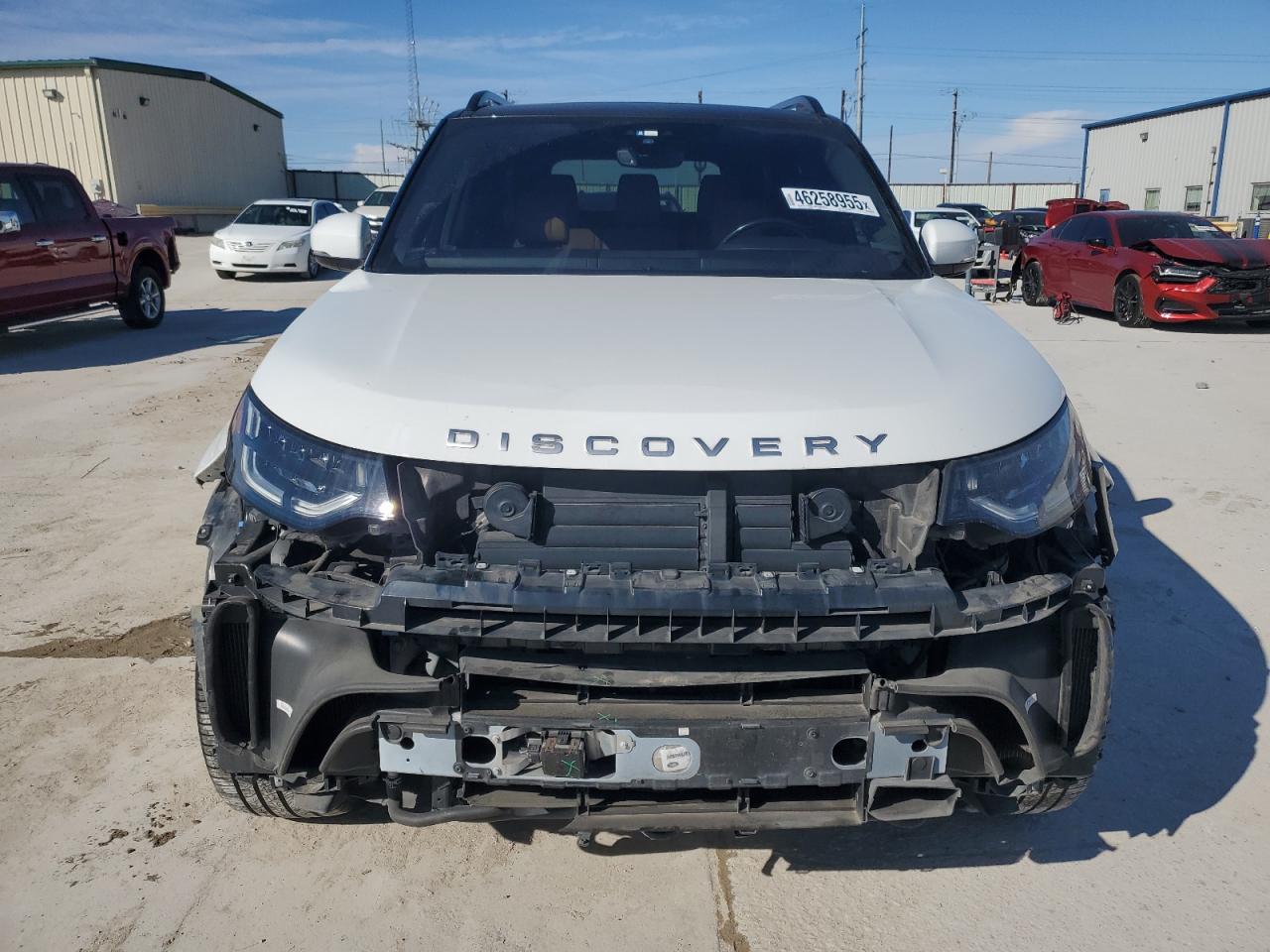 2020 Land Rover Discovery - Image 5