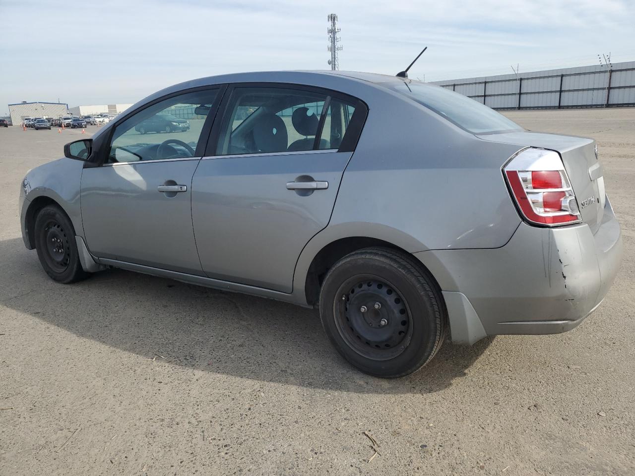 2008 Nissan Sentra - Image 2