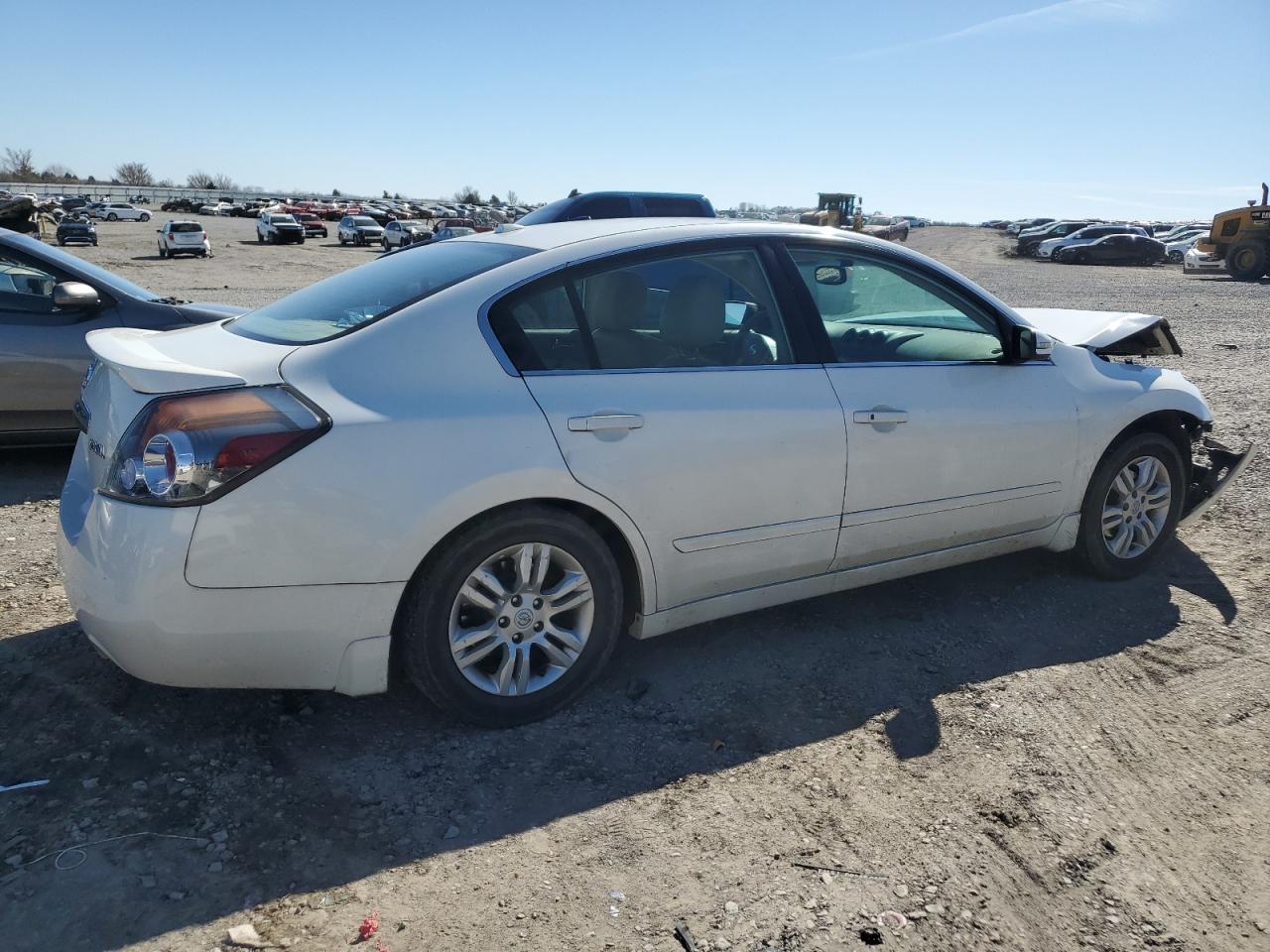 2010 Nissan Altima - Image 3