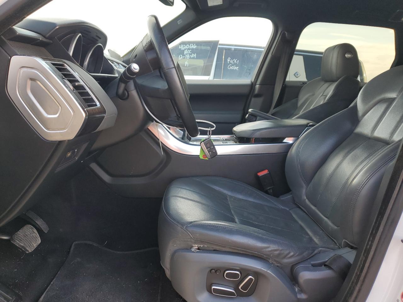 2014 Land Rover Range Rover - Image 7