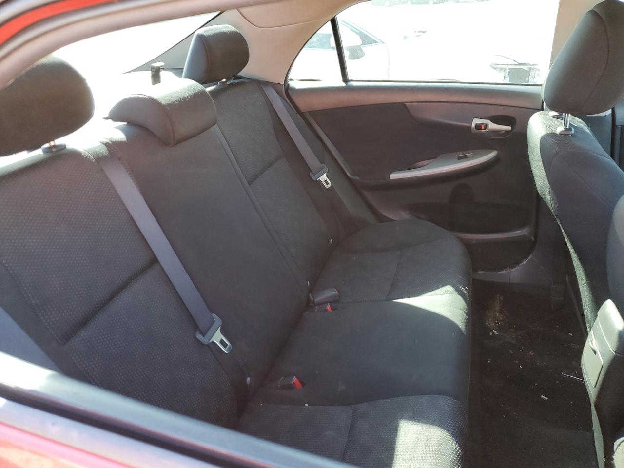 2010 Toyota Corolla - Image 10
