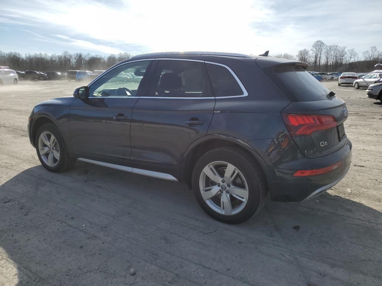 2018 Audi Q5 - Image 2