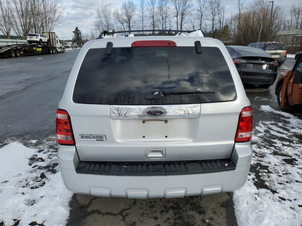 2012 Ford Escape - Image 6