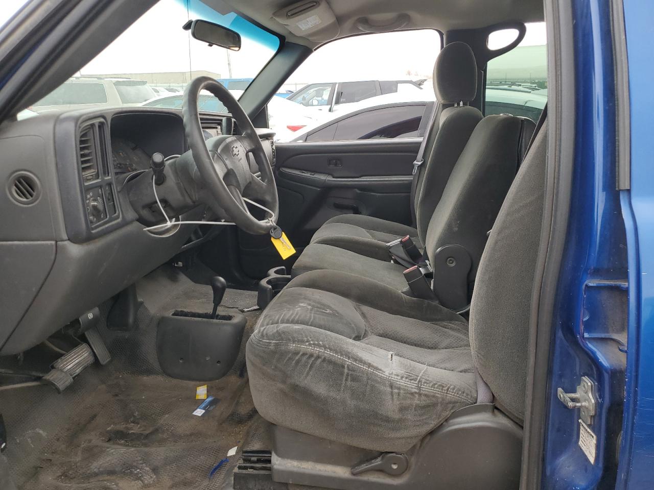2004 Chevrolet Silverado - Image 7