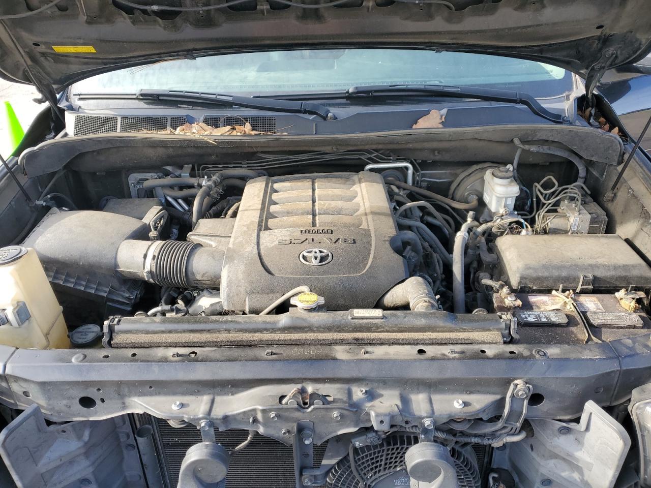 2015 Toyota Sequoia - Image 12