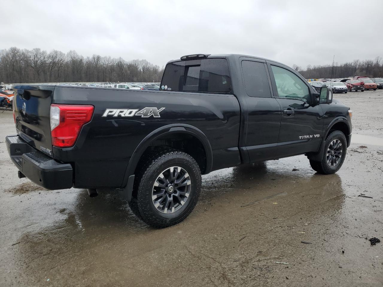 2018 Nissan Titan - Image 3
