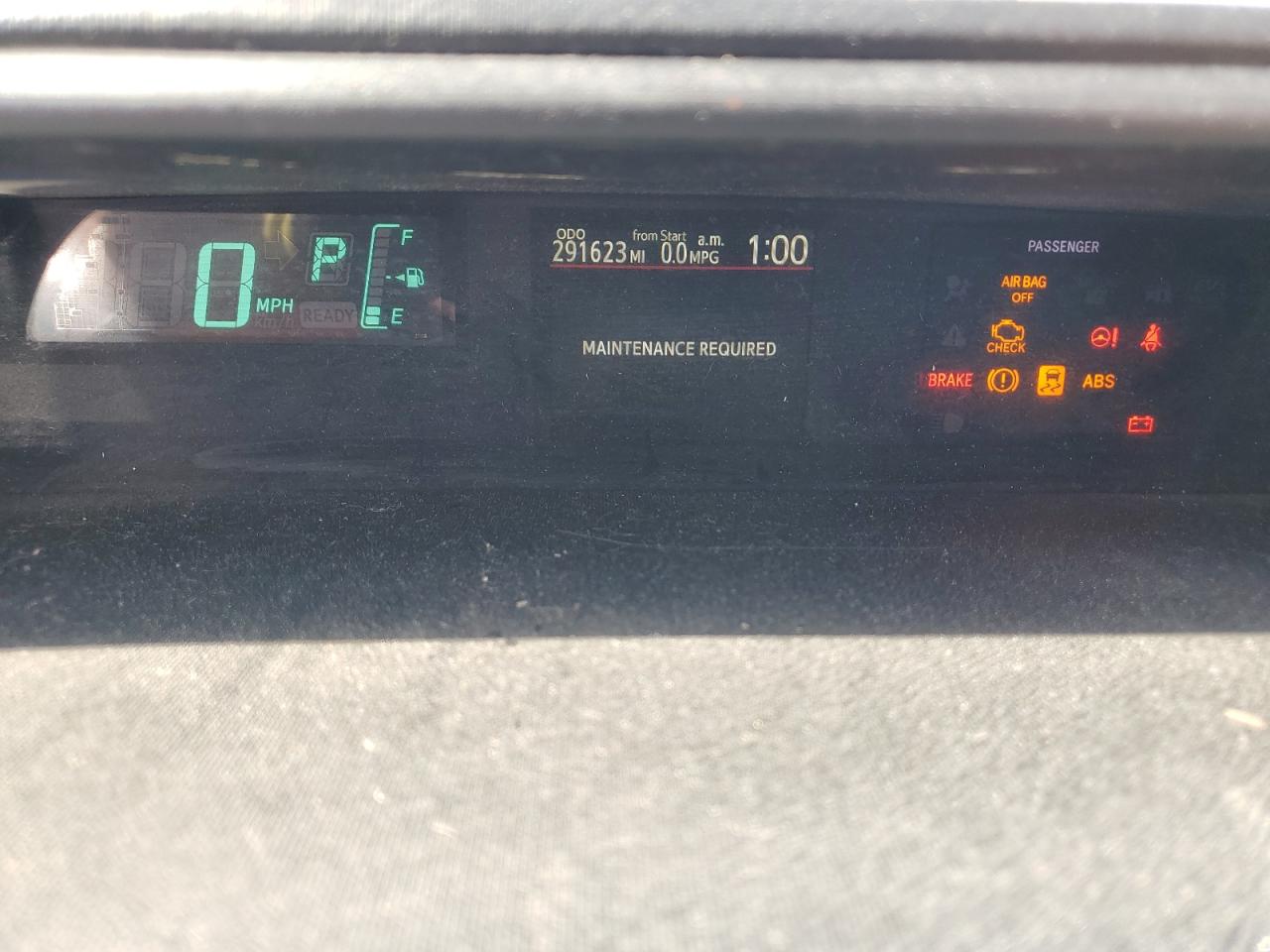 2013 Toyota Prius - Image 9